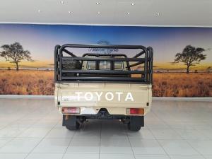 Toyota Land Cruiser 79 4.5D-4D LX V8 single cab - Image 5