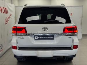 Toyota Land Cruiser 200 4.5D-4D V8 VX-R - Image 5