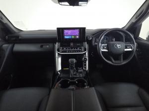Toyota Land Cruiser 300 3.3D GX-R - Image 6