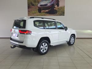 Toyota Land Cruiser 300 3.3D GX-R - Image 2