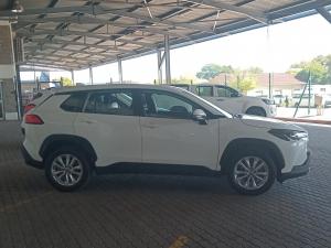 Toyota Corolla Cross 1.8 Xi - Image 3