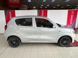 Toyota Vitz 1.0 XR manual - Image 3