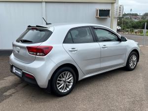 Kia Rio hatch 1.2 LS - Image 2