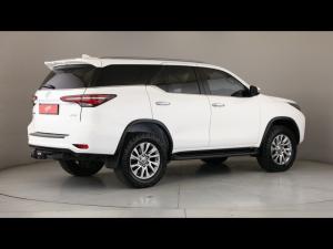Toyota Fortuner 2.8GD-6 4x4 VX - Image 2