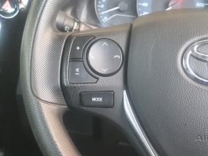 Toyota Corolla Quest 1.8 Plus manual - Image 9