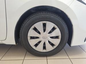 Toyota Corolla Quest 1.8 Plus manual - Image 16