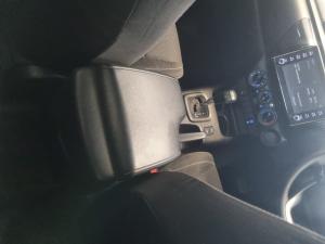 Toyota Hilux 2.4GD-6 Xtra cab Raider auto - Image 12