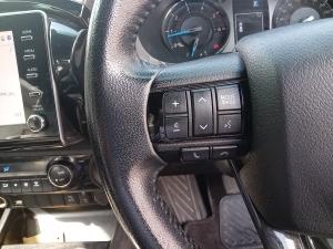 Toyota Hilux 2.8GD-6 double cab 4x4 Legend auto - Image 9