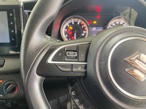 Suzuki Ertiga 1.5 GL - Image 9