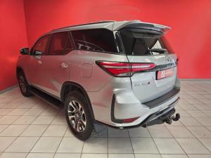 Toyota Fortuner 2.4GD-6 4X4 automatic - Image 9