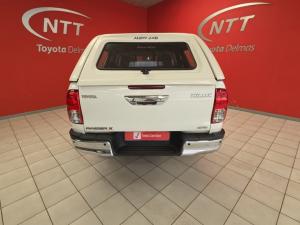 Toyota Hilux 2.4 GD-6 Raider X 4X4 automaticD/C - Image 5