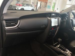 Toyota Fortuner 2.4GD-6 4X4 automatic - Image 13