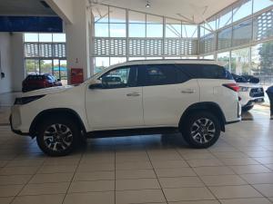 Toyota Fortuner 2.4GD-6 4X4 automatic - Image 20