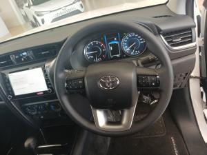 Toyota Fortuner 2.4GD-6 4X4 automatic - Image 8