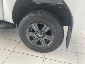 Toyota Hilux 2.4 GD-6 Raider 4X4D/C - Image 14
