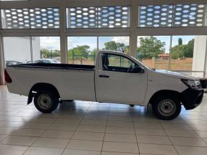 Toyota Hilux 2.4 GD SP/U Single Cab - Image 3