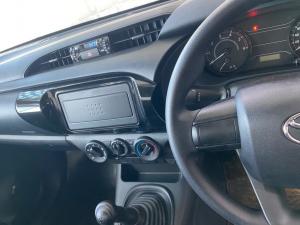 Toyota Hilux 2.4 GD SP/U Single Cab - Image 9