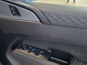 Volkswagen Amarok 2.0TDI 125KW Life automatic D/C - Image 15