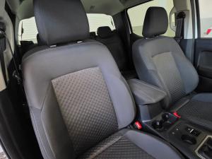 Volkswagen Amarok 2.0TDI 125KW Life automatic D/C - Image 16