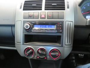Volkswagen Polo Vivo 1.6 Maxx 5-Door - Image 11