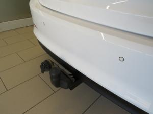 Hyundai Elantra 1.6 Executive - Image 21