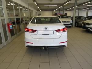 Hyundai Elantra 1.6 Executive - Image 5
