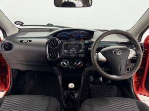 Toyota Etios Cross 1.5 Xs - Image 11