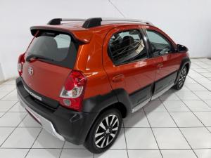 Toyota Etios Cross 1.5 Xs - Image 4