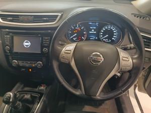 Nissan X-Trail 1.6dCi 4x4 SE - Image 14