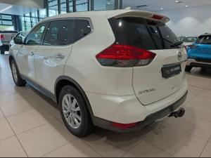 Nissan X-Trail 1.6dCi 4x4 SE - Image 3