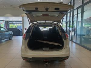 Nissan X-Trail 1.6dCi 4x4 SE - Image 5