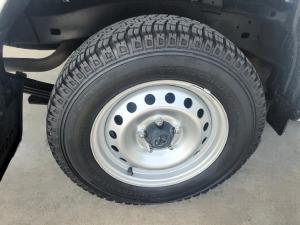 Toyota Hilux 2.0 single cab S (aircon) - Image 14