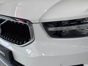 Volvo XC40 D4 AWD Momentum - Image 16