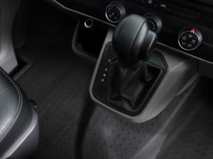 Volkswagen Transporter 2.0TDI Kombi SWB Trendline auto - Image 16