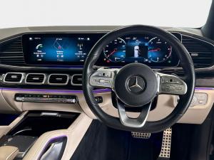 Mercedes-Benz GLS GLS400d 4Matic - Image 12