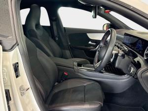 Mercedes-Benz CLA CLA200 Progressive - Image 13