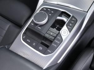 BMW 4 Series M440i xDrive convertible - Image 11