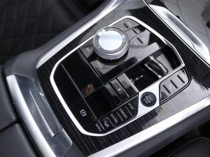 BMW X6 xDRIVE30d M Sport PRO - Image 14