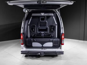 Toyota Quantum 2.7 GL 14-seater bus - Image 28