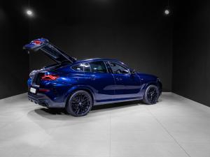 BMW X6 M50i - Image 25