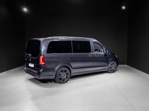 Mercedes-Benz V-Class V300d Avantgarde - Image 22