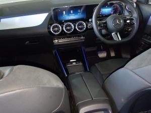 Mercedes-Benz GLA GLA200d Progressive - Image 12