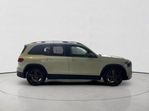 Mercedes-Benz GLB GLB220d 4Matic Progressive - Image 8
