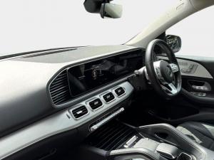 Mercedes-Benz GLE GLE300d 4Matic - Image 9