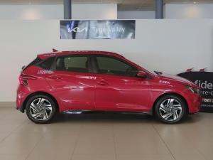 Hyundai i20 1.0T Fluid auto - Image 4