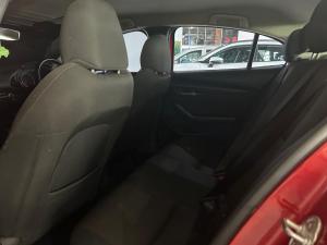 Mazda Mazda3 sedan 1.5 Active - Image 10
