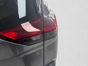 Nissan X-Trail 2.5 Acenta Plus 4WD - Image 11