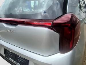 Kia Picanto 1.0 LS manual - Image 13