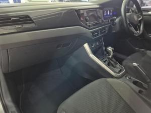 Volkswagen Polo hatch 1.0TSI Life auto - Image 26