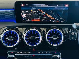 Mercedes-Benz CLA CLA220d Progressive - Image 8